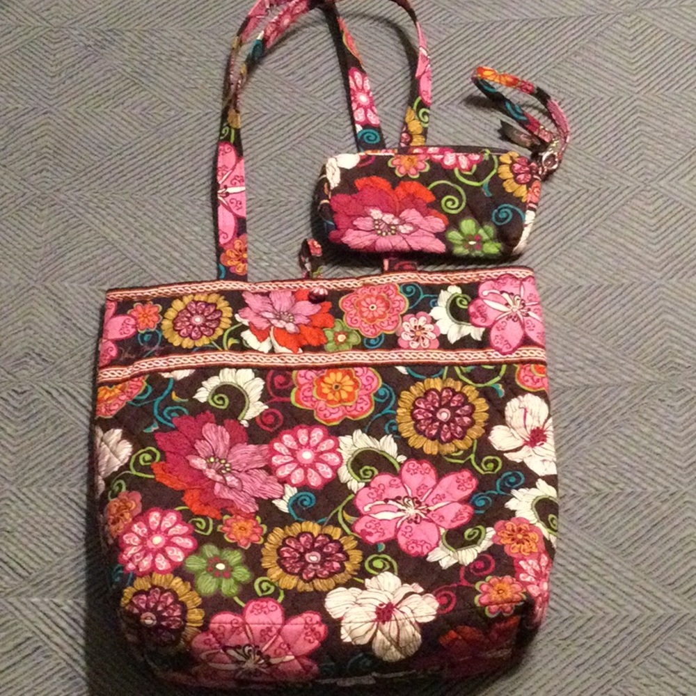 Vera Bradley tote.